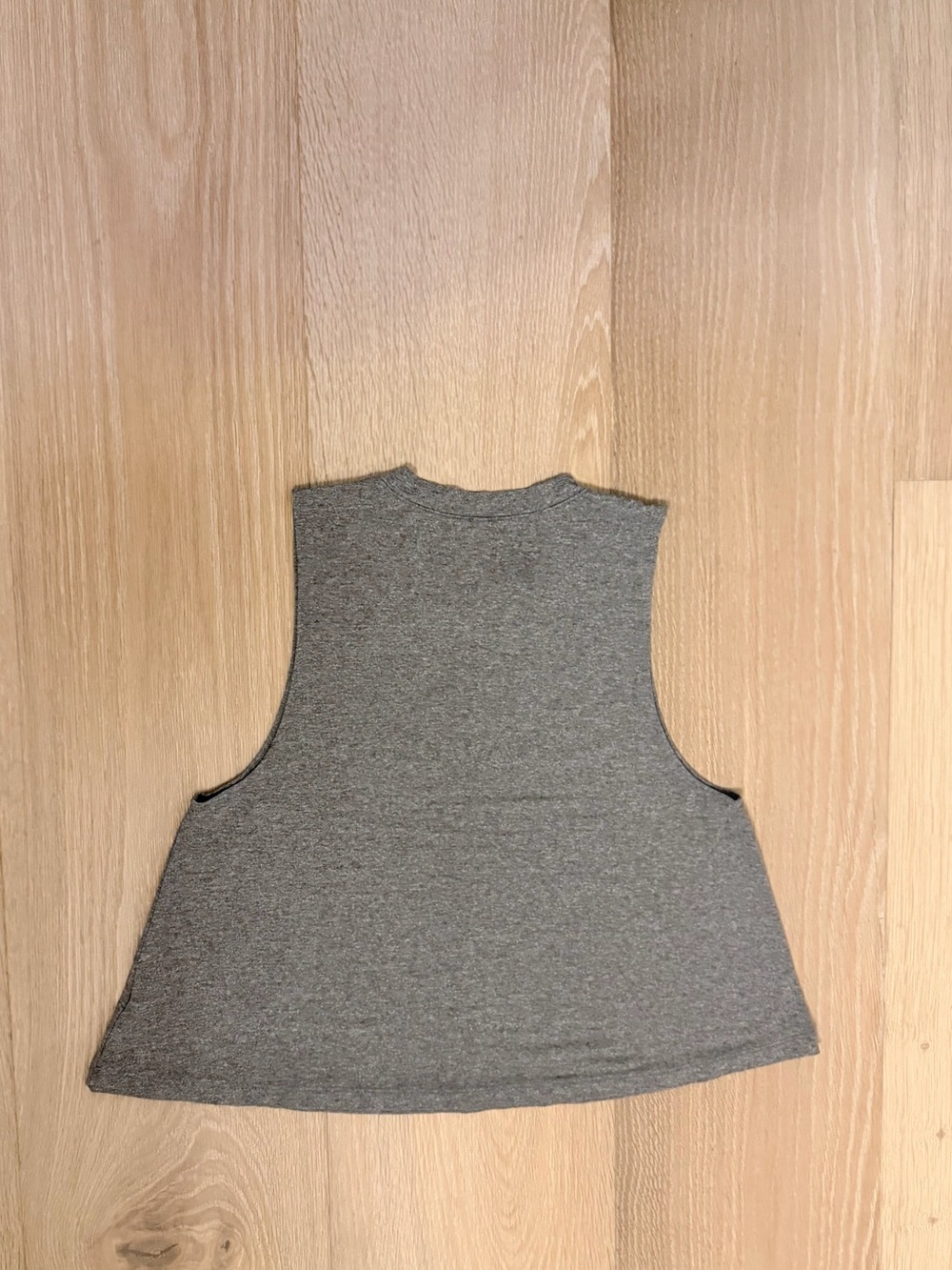 Carbon38 crop tank Light Gray Sleeveless - Picture 7 of 7
